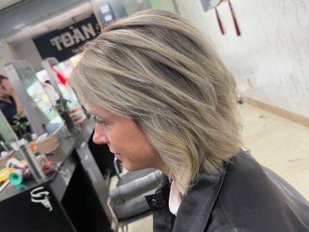 The Hottest Highlighted Long Bob Styles