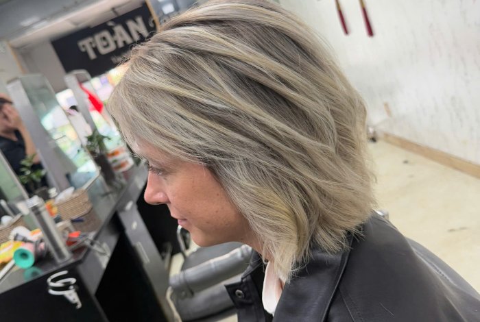 The Hottest Highlighted Long Bob Styles